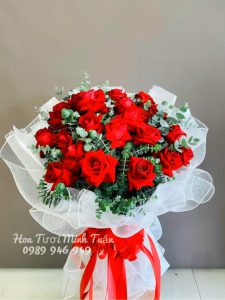 Hoa hồng đỏ cho tình yêu lãng mạn, nồng cháy